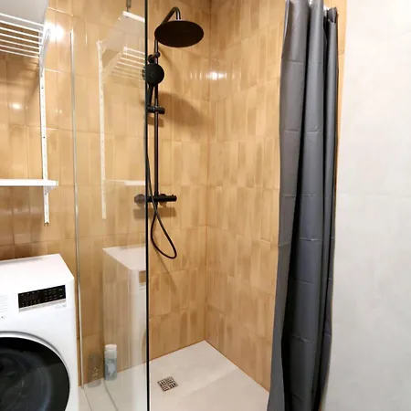 Lazdyneliai Fast Wi-fi Cozy For Two דירה וילנה